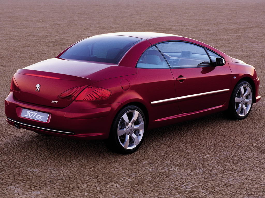 Peugeot 307 CC Concept 003.jpg